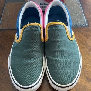 Vans 7.0 women’s  5.5 mens